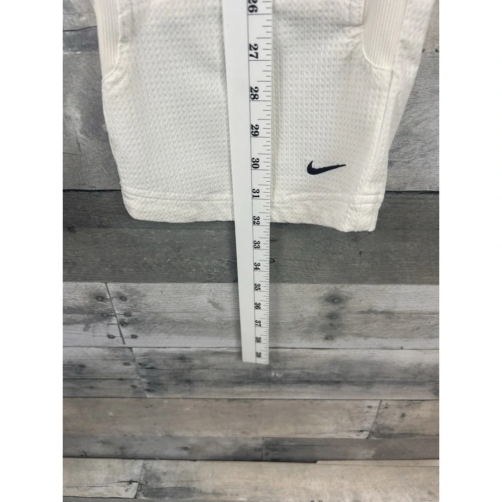 Nike Sphere Dry White Medium Textured Capri Pants White Athletic